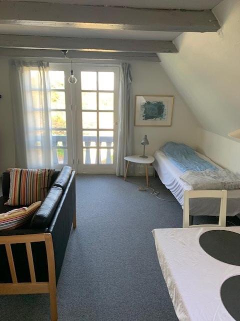 Dyrlundgaard Tilbyder Charmerende Ferielejlighed. Helsinge Exterior foto